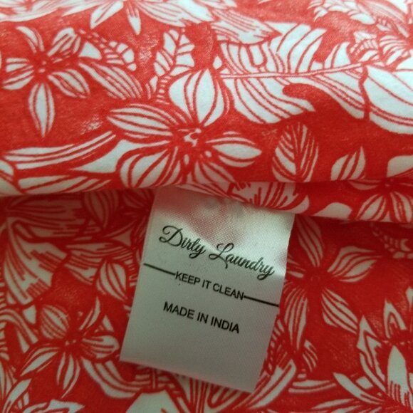 Dirty Laundry Short Sleeve Button Down Shirt Medium - Picture 5 of 5